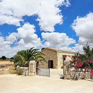 Alloggio per agriturismo Il Melograno, Cannizzara